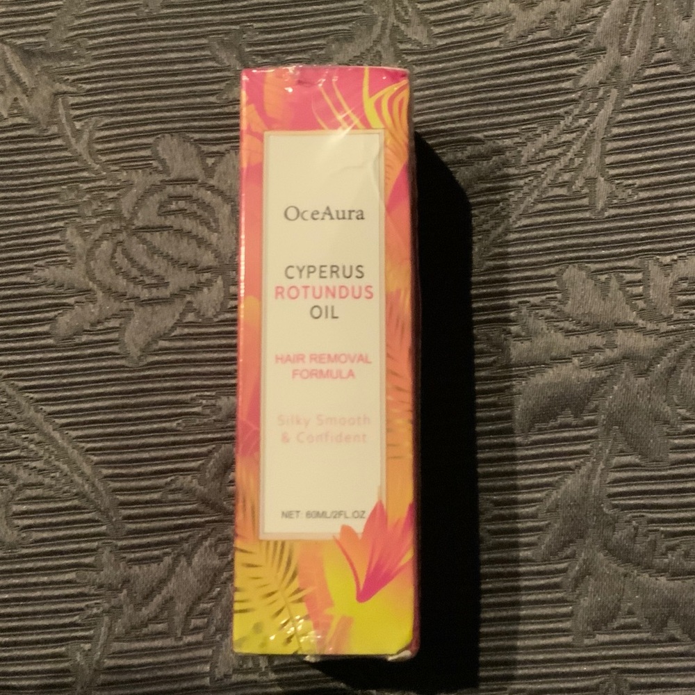 Aura Cyperus Rotundus Oil - Vibrant Pink and Yellow